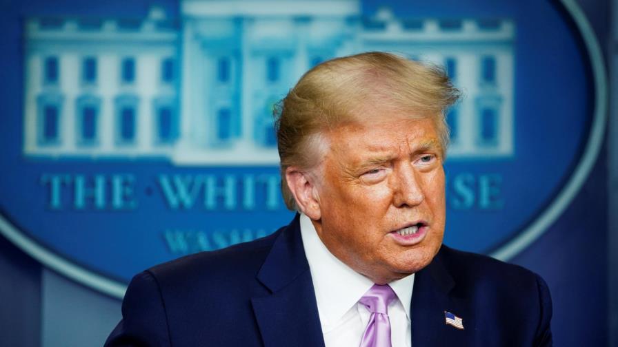 Donald Trump anuncia sexto contrato por 100 millones de dosis de vacuna contra COVID-19