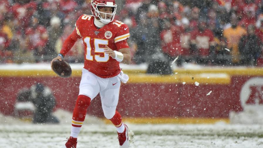 Chiefs le pasan encima a Broncos a pesar de la nevada Chiefs le pasan encima a Broncos a pesar de la nevada