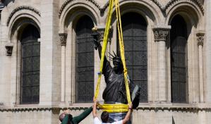 Francia envía a EEUU réplica de la Estatua de la Libertad