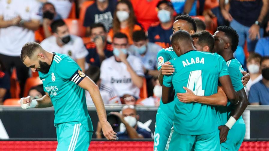 Real Madrid anestesia al Valencia y queda como único líder