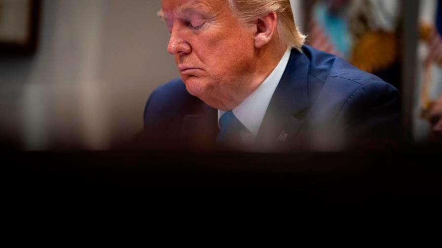 Trump estudia congelar los fondos de Estados Unidos a la OMS
