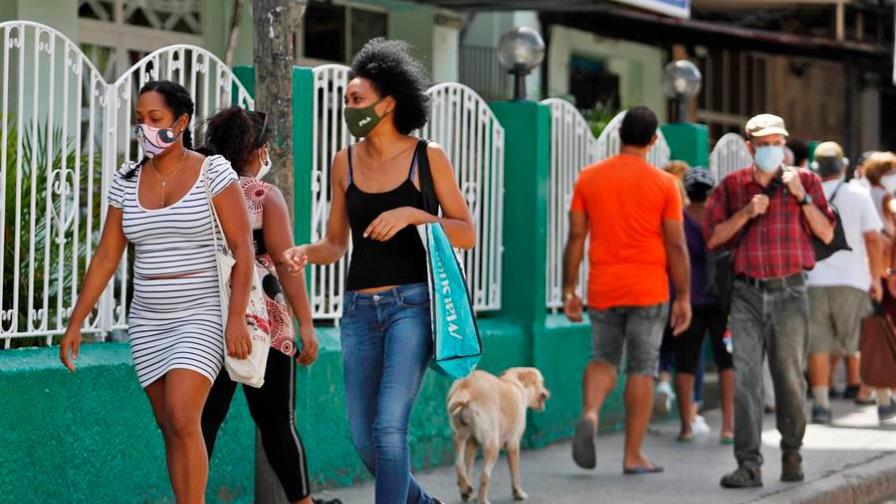 Cuba inicia la semana con 50 nuevos contagios de COVID-19 y un fallecido