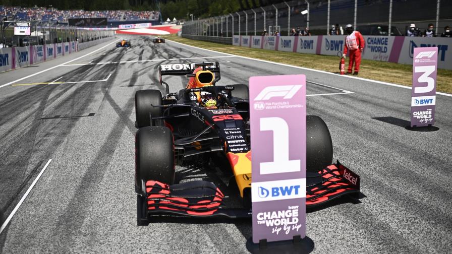 Verstappen se lleva pole del GP de Austria, Hamilton 4to