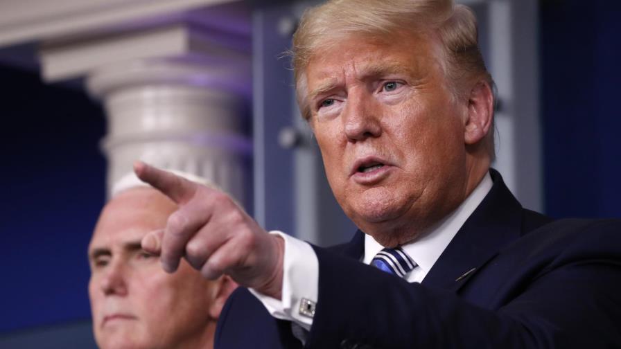 A Trump le cuesta tomarle la mano a crisis del coronavirus A Trump le cuesta tomarle la mano a crisis del coronavirus