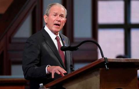 Bush dice que “insurrección” en el Capitolio de EEUU recuerda a una “república bananera”