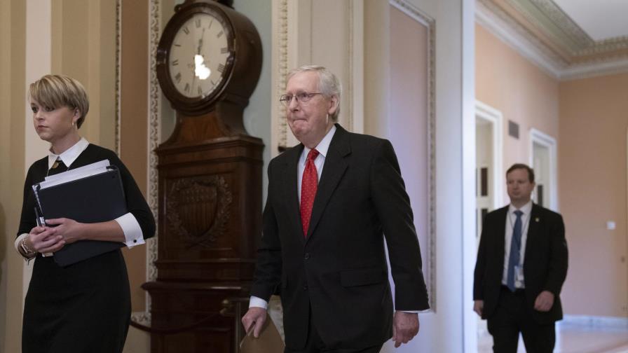 McConnell cambia abruptamente límites de juicio político