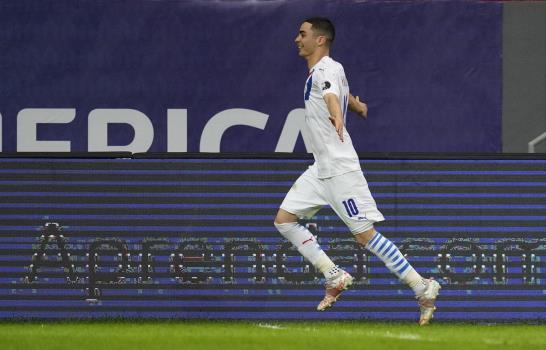 Paraguay vence a Chile y avanza a cuartos de Copa América