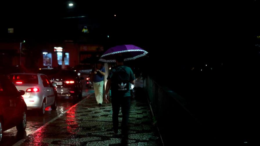 Nuevo temporal provoca inundaciones y cortes de tránsito en Sao Paulo Nuevo temporal provoca inundaciones y cortes de tránsito en Sao Paulo