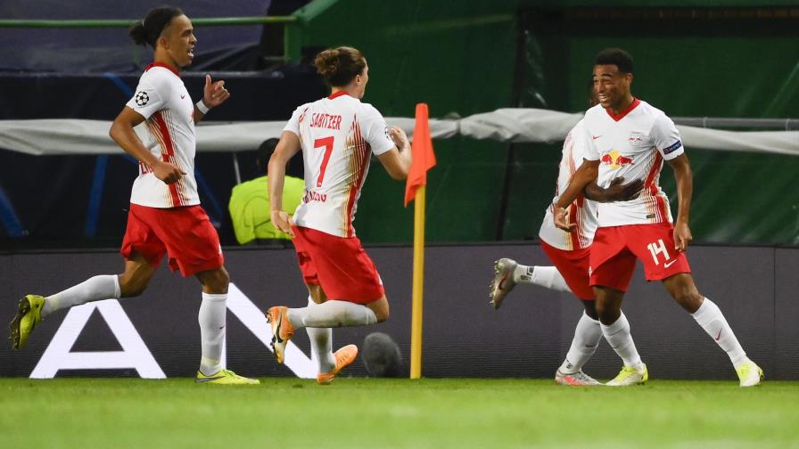 Con gol agónico de Adams, Leipzig elimina al Atlético