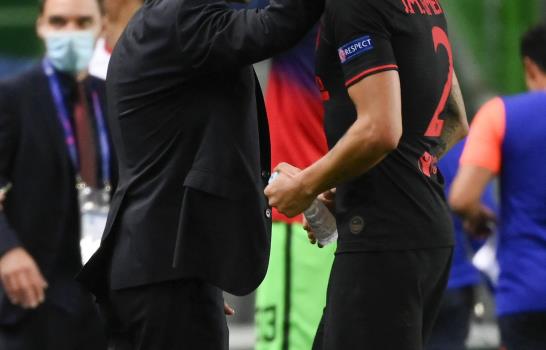 Con gol agónico de Adams, Leipzig elimina al Atlético