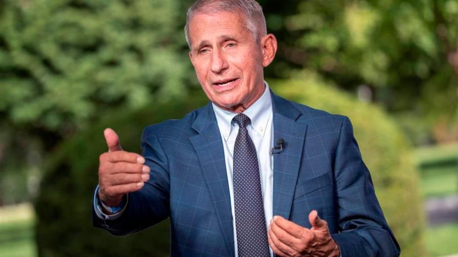 Gobierno de Biden augura que tercera dosis para todos será aprobada en futuro