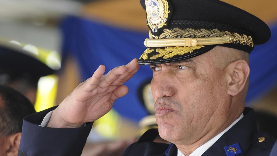 Fiscales de EEUU: Pesquisa apunta a presidente hondureño