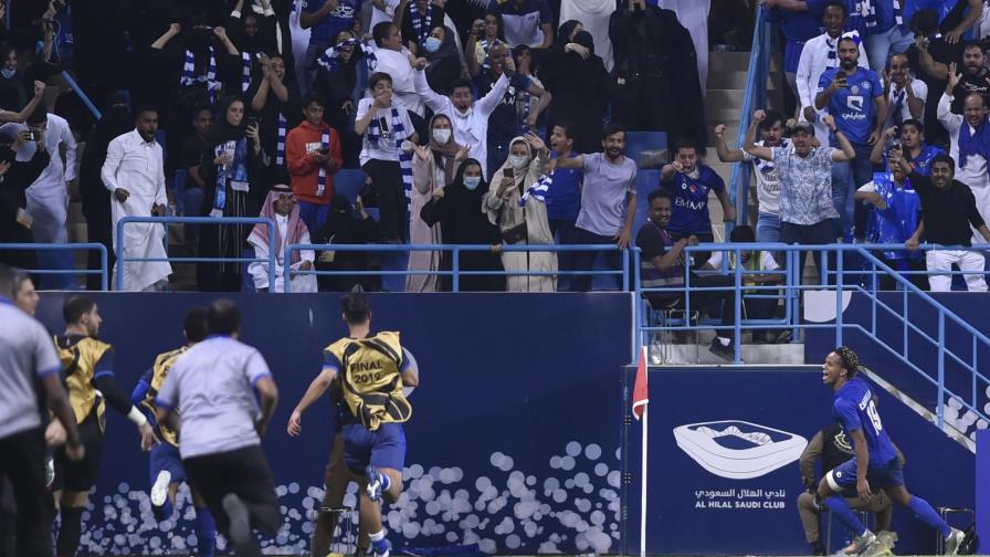 Asia: Al Hilal toma ventaja en final gracias a Carrillo
