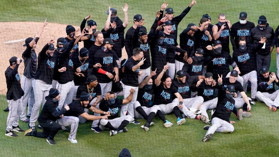 Marlins buscan prolongar su éxito de playoffs ante Bravos Marlins buscan prolongar su éxito de playoffs ante Bravos