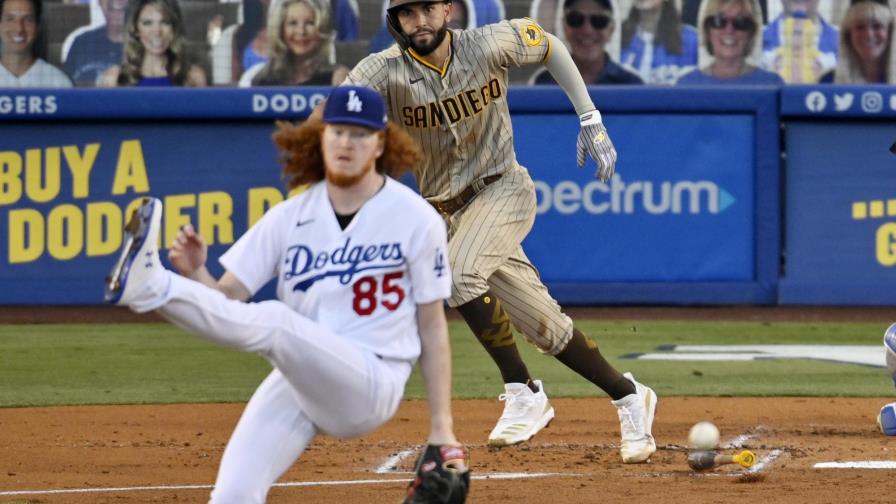 Padres superan a Dodgers 2-1 con remolcador de Hosmer Padres superan a Dodgers 2-1 con remolcador de Hosmer