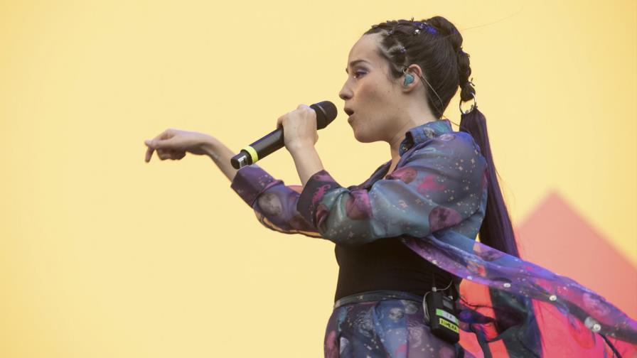 Ximena Sariñana se alía con mujeres para “Una vez más”