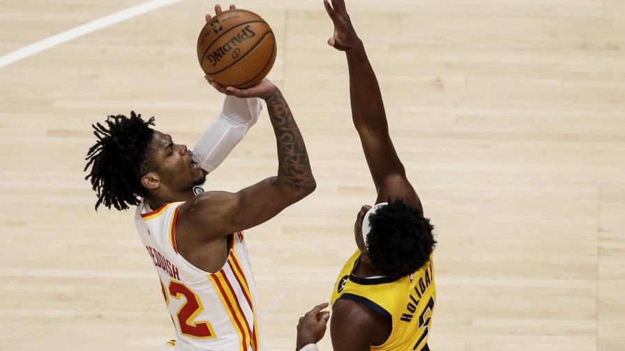 Alero de Atlanta Cam Reddish, se somete un procedimiento en el tendón