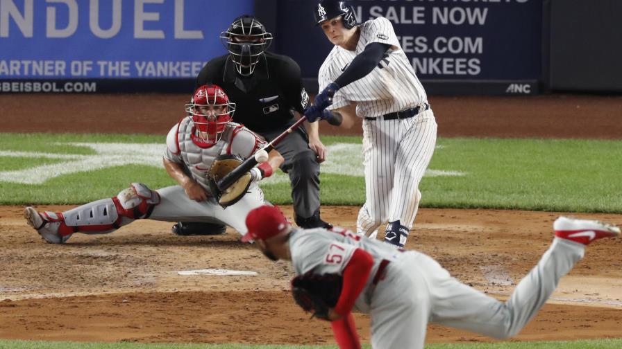 Cole domina y Yanquis vencen 6-3 a los Filis Cole domina y Yanquis vencen 6-3 a los Filis