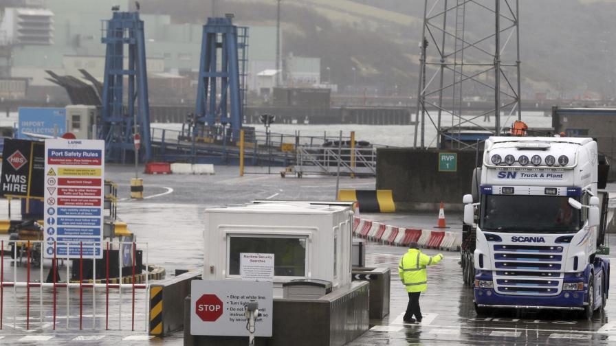 Reglas post Brexit vulneran acuerdo de paz norirlandés