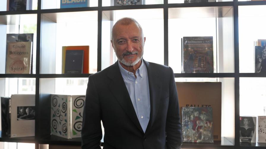Pérez-Reverte: “El presente no se entiende sin el pasado”