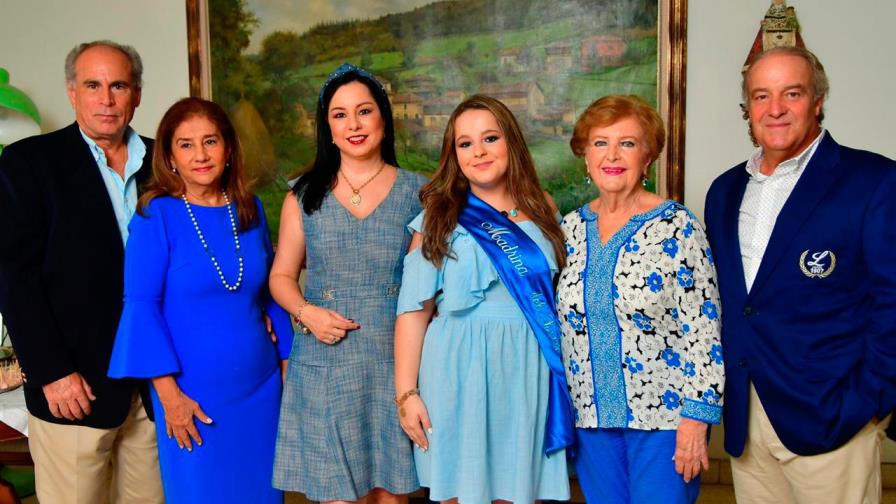 La Rama Femenina del Licey presenta a su nueva madrina para las temporadas 2020-2022