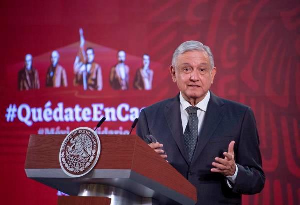 López Obrador dice que México ha podido evitar un desbordamiento sanitario