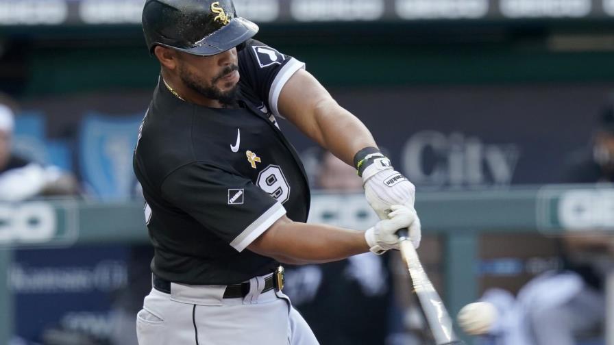Medias Blancas vencen a Reales; Abreu llega a 13 jonrones