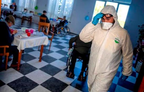 Las residencias de ancianos, en el punto de mira con miles de muertos
