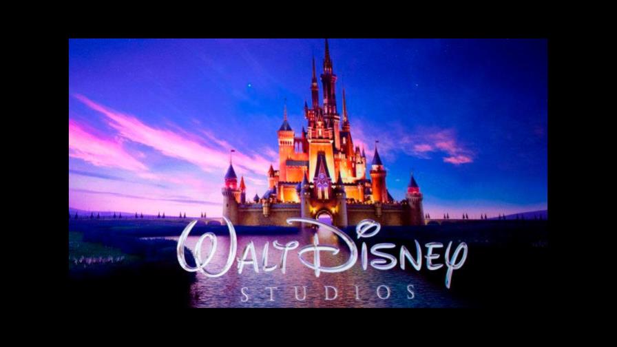 Disney gana 918 millones en su primer semestre fiscal, un 64 % menos