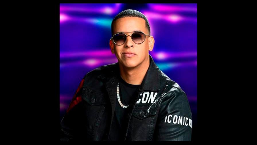 Daddy Yankee firma un contrato millonario y lanzará su primer disco en 8 años