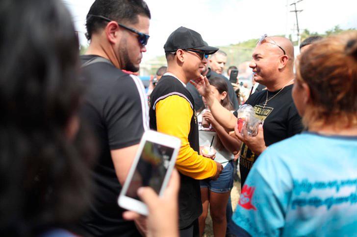 Daddy Yankee lleva ayuda a los damnificados del sur de P.Rico