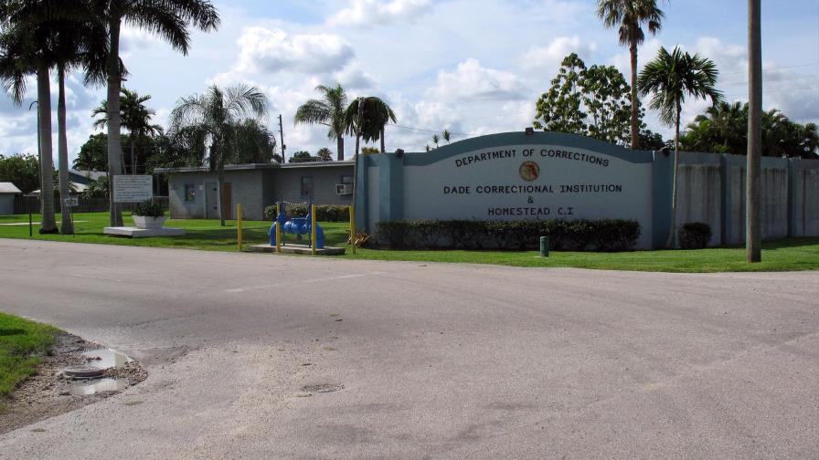 Demandan a prisiones de Florida por falta de transparencia sobre la pandemia