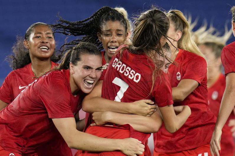 CONCACAF anuncia más competiciones para mujeres