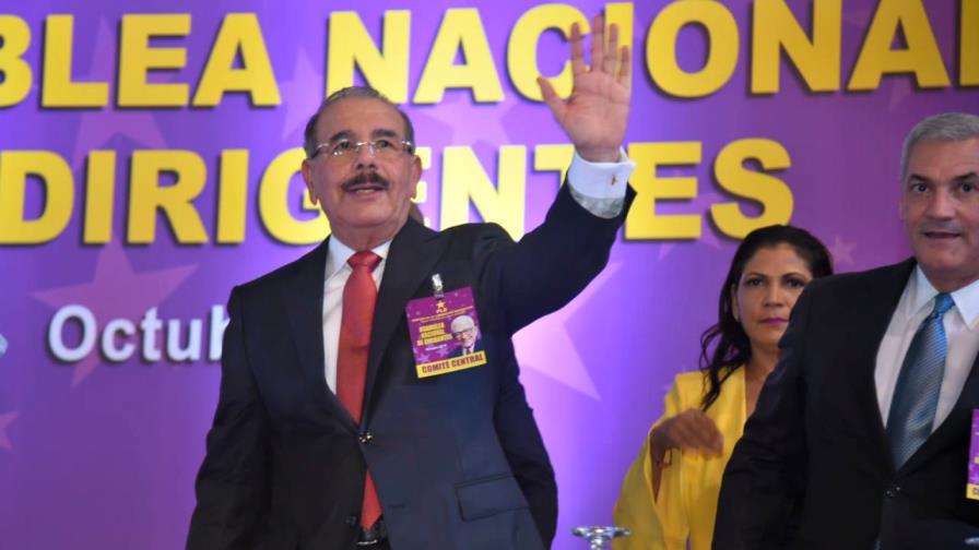 Presidente dice que funcionarios que canceló fue porque le faltaron el respeto