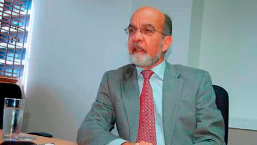 Daniel Pou asegura falta de voluntad de partidos limita erradicación de la narcopolítica 