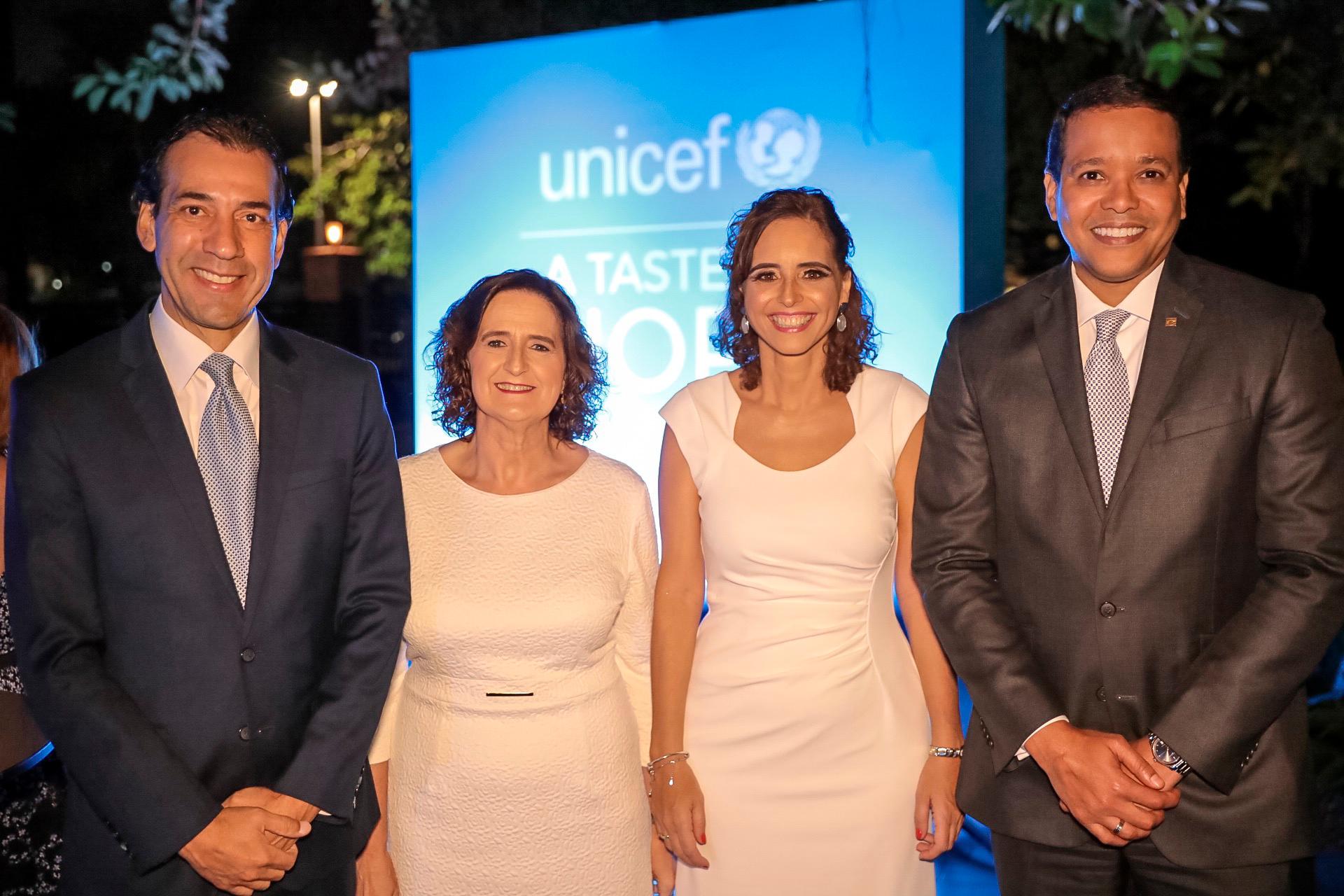 Daniel Lozano, Rosa Elcarte, Cristina Alonso y Elías Dinzey.