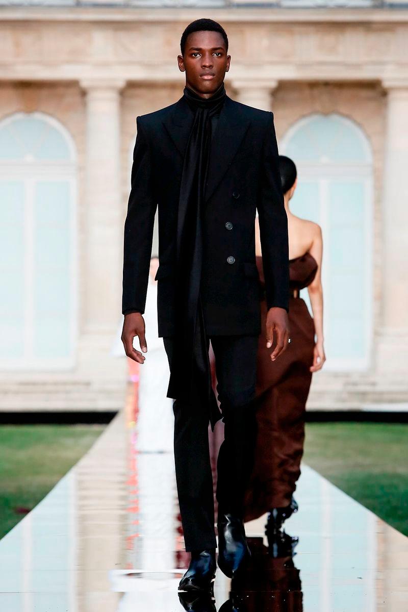daniel-morel-givenchy_17144665_20210831140415.jpg