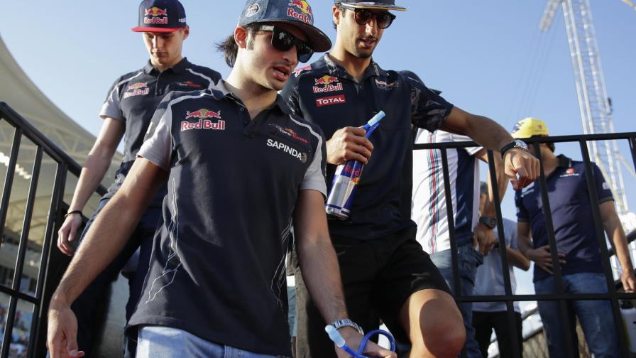 Sainz a Ferrari en 2021 y 2022 en sustitución de Vettel