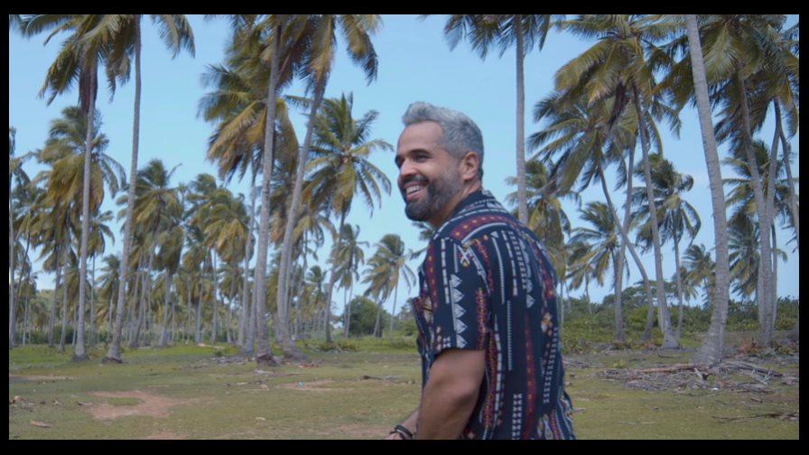 Bajo la lluvia, nuevo vídeo de Daniel Santacruz