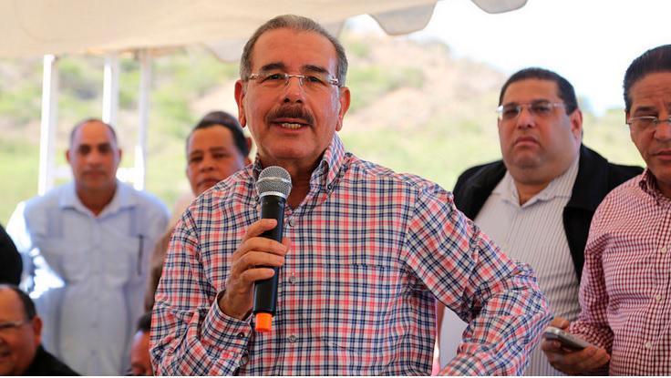 Presidente Medina se reintegra a sus labores en el Palacio Nacional