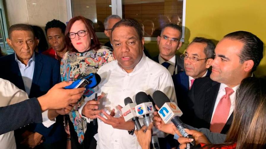 Partidos presentan alianzas ante la Junta, al vencer el plazo 