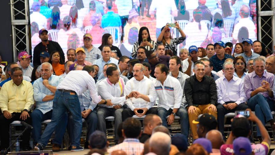 Pese a última encuesta, aires de triunfalismo soplan en el PLD Pese a última encuesta, aires de triunfalismo soplan en el PLD