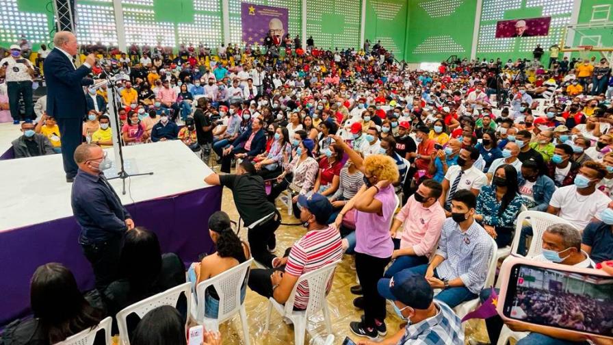 Danilo dice que nadie lo va a avergonzar como dirigente del PLD