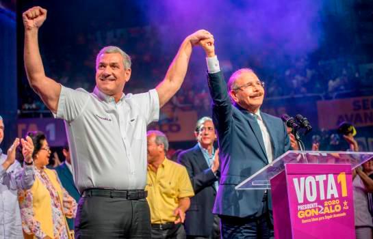 Danilo Medina carga sobre sus hombros candidatos del PLD para elecciones 2020