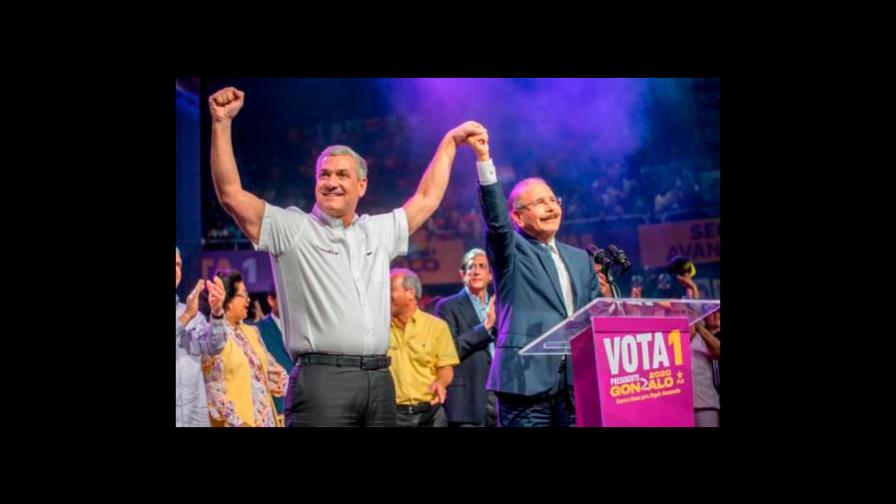 Danilo Medina carga sobre sus hombros candidatos del PLD para elecciones 2020