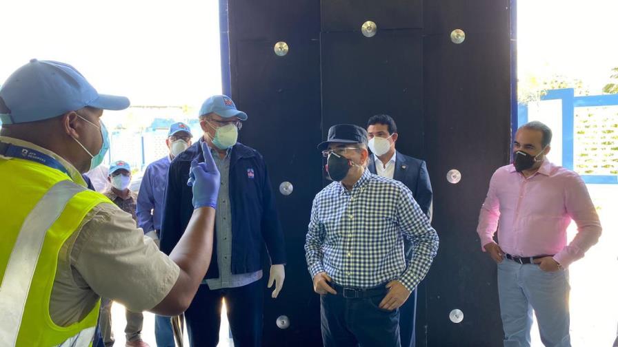 ¿La salida de Danilo Medina en visita sorpresa indica una reapertura del país?