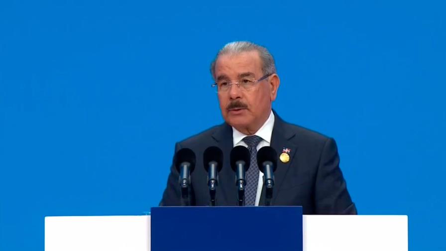 Presidente Medina aspira a equilibrar la balanza comercial de US$2,500 millones con China Presidente Medina aspira a equilibrar la balanza comercial de US$2,500 millones con China