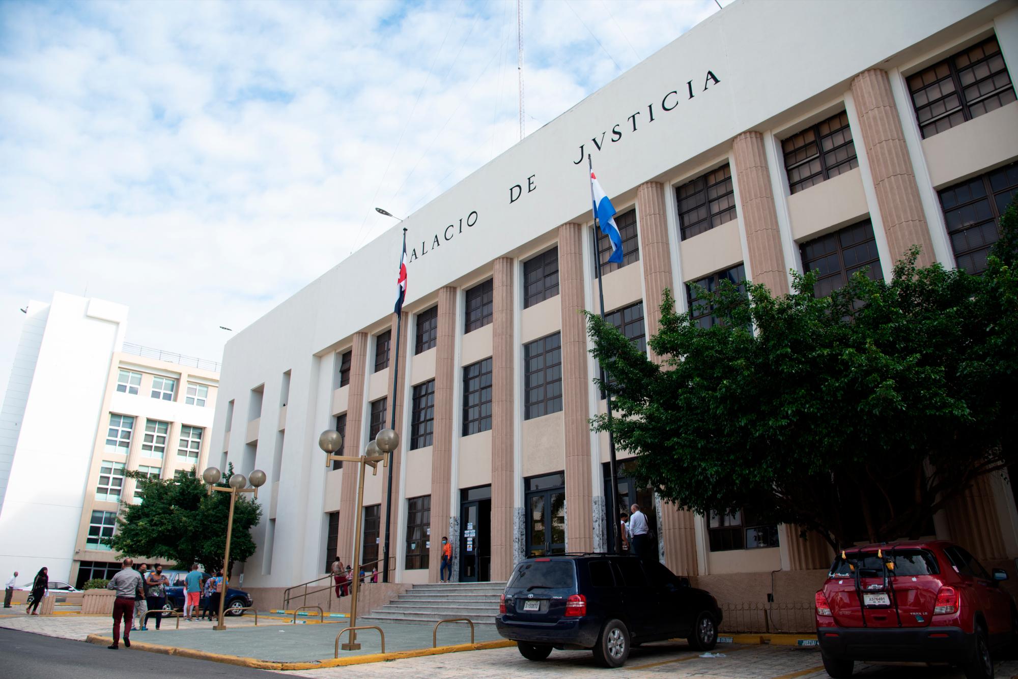 Fachada del Palacio de Justicia de Ciudad Nueva.