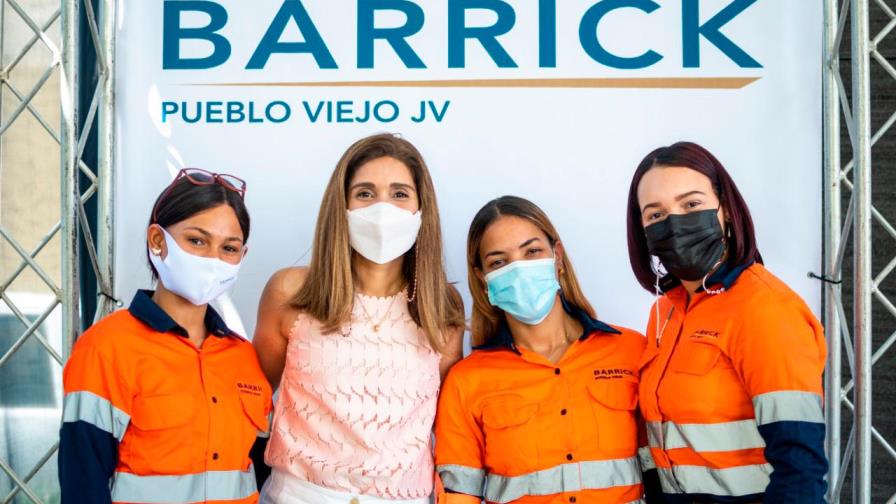 Barrick Pueblo Viejo fomenta participación de la mujer en la minería
