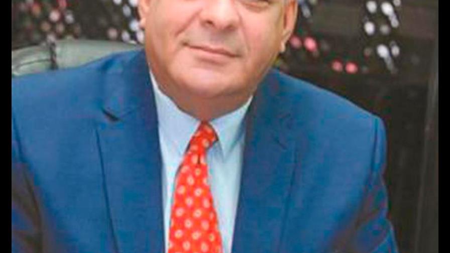 Muere el comentarista de la Z101 Darío Yunes